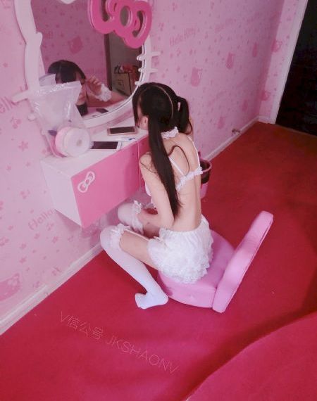 丰满女邻居的嫩苞张开视频_DVD国语在线观看