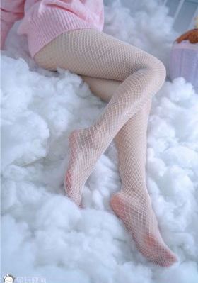 扒开腿挺进湿润的花苞视频_720免费高清观看