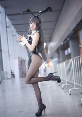 欧美办公室无内丝袜_4K神马影院手机在线